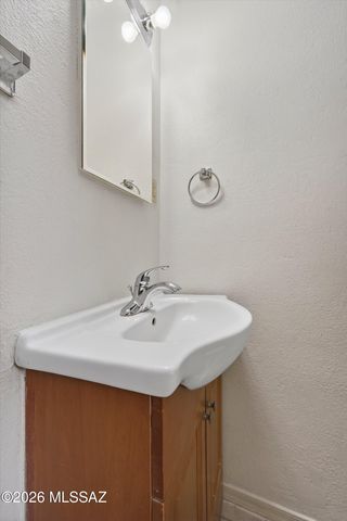 3022 E 1st Street, Tucson, AZ 85716