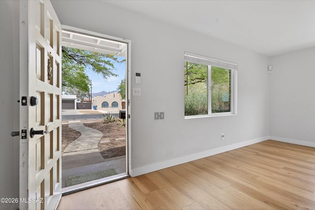 3022 E 1st Street, Tucson, AZ 85716