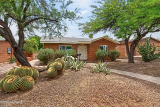 3022 E 1st Street, Tucson, AZ 85716