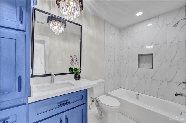 332 Alazan Lane, Alamo, TX 78516