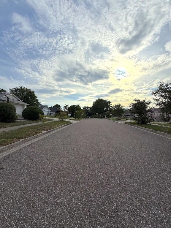 Image 6 of property listing at 7755 BAY CEDAR DRIVE, Orlando, FL 32835