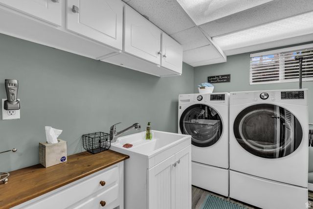 7885 S MANZANO DR, Sandy, UT 84093