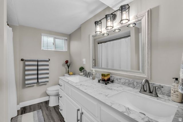 7885 S MANZANO DR, Sandy, UT 84093