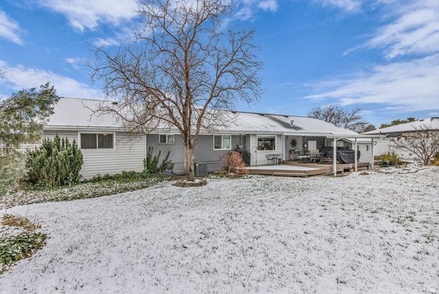 7885 S MANZANO DR, Sandy, UT 84093