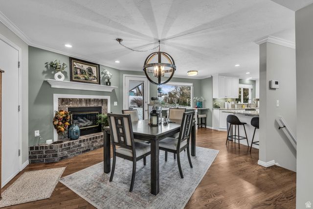 7885 S MANZANO DR, Sandy, UT 84093