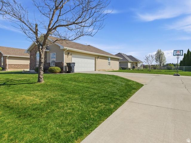590 E 1ST S, Preston, ID 83263