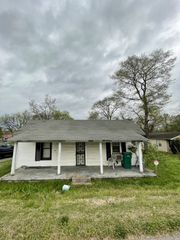 2639 Duplex Rd, Spring Hill, TN 37174