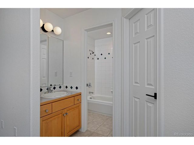 4474 S Hampton Cir, Boulder, CO 80301