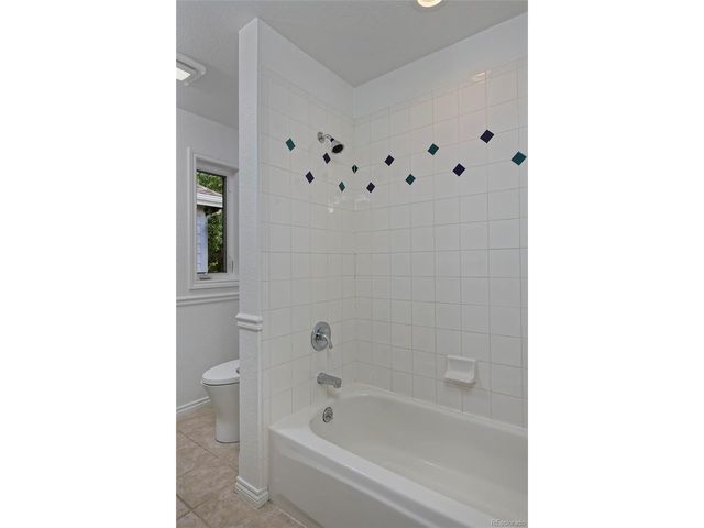 4474 S Hampton Cir, Boulder, CO 80301