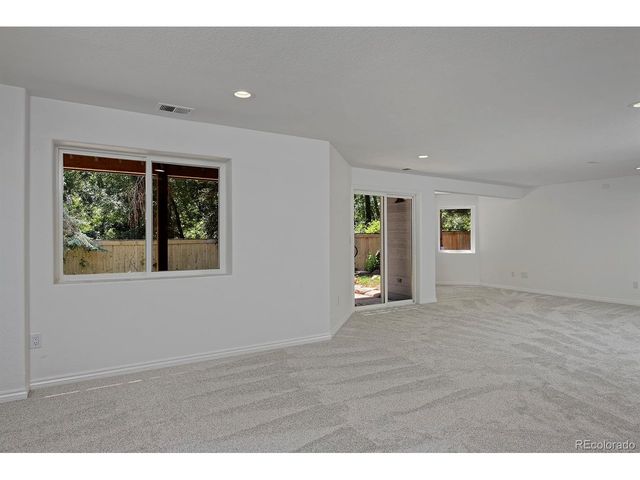 4474 S Hampton Cir, Boulder, CO 80301