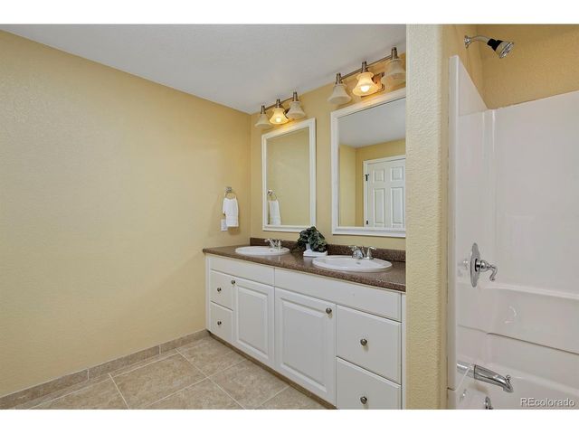 4474 S Hampton Cir, Boulder, CO 80301