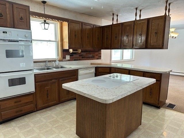 61 Fuller Rd, Palmer, MA 01069