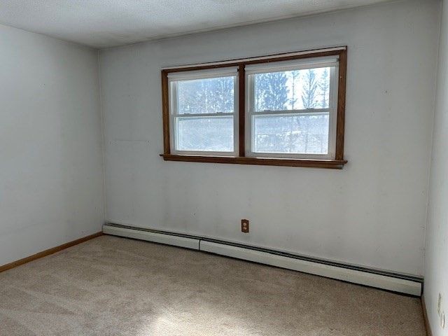 61 Fuller Rd, Palmer, MA 01069