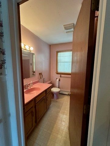 61 Fuller Rd, Palmer, MA 01069