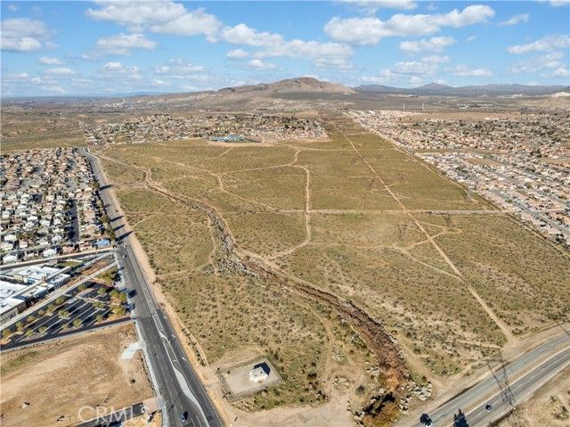 0 El Evado, Victorville, CA 92394