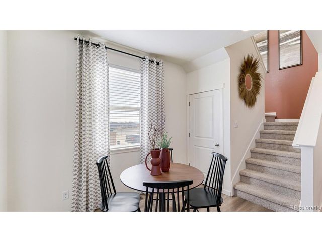 949 Red Star Ln, Johnstown, CO 80534