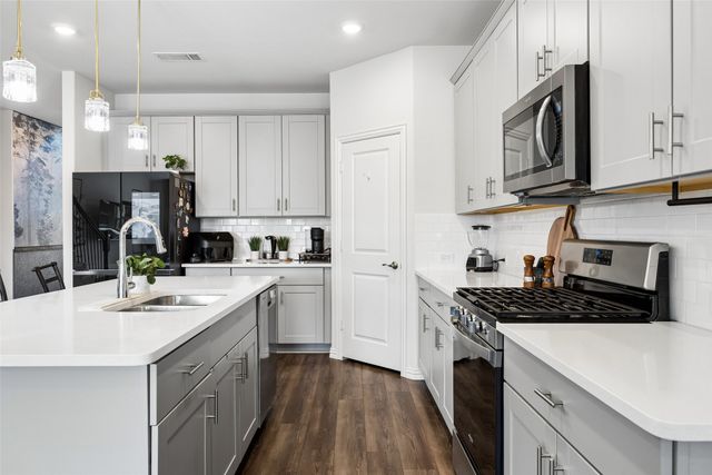 2401 Linto Street, Fort Worth, TX 76179