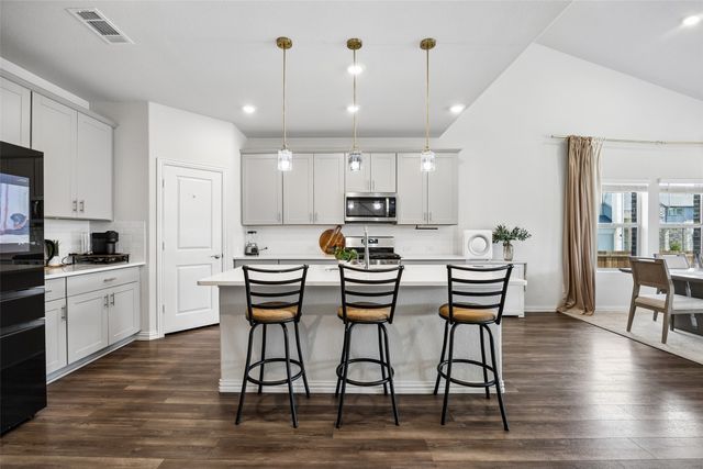 2401 Linto Street, Fort Worth, TX 76179