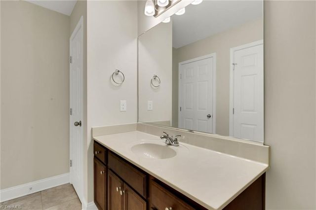 693 Ansley Way, High Point, NC 27265