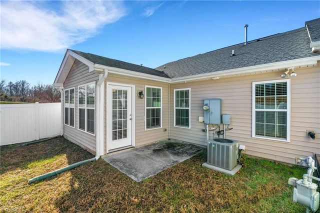 693 Ansley Way, High Point, NC 27265