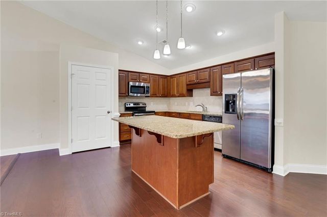 693 Ansley Way, High Point, NC 27265