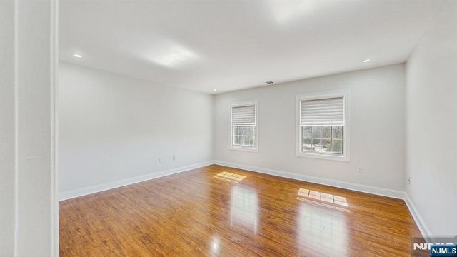 19 Hubbard Court, Allendale, NJ 07401