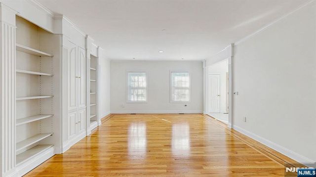 19 Hubbard Court, Allendale, NJ 07401