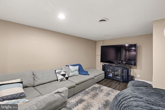 805 ROCK LN, Newark, DE 19713
