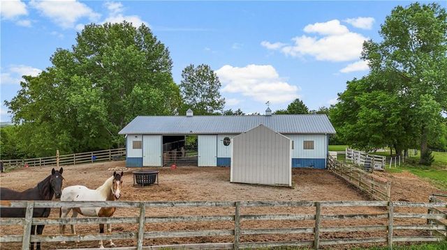 15420 NE 162nd Street, Kearney, MO 64060