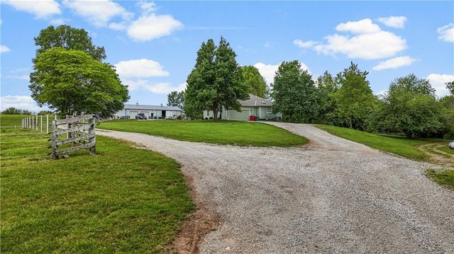 15420 NE 162nd Street, Kearney, MO 64060