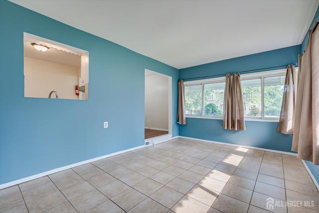 530 Wood Avenue, Iselin, NJ 08830