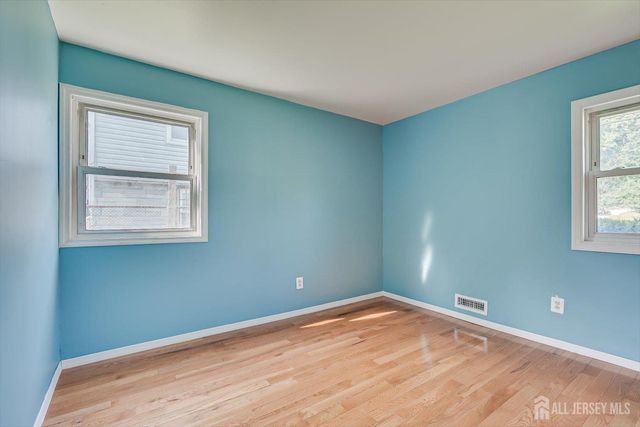 530 Wood Avenue, Iselin, NJ 08830