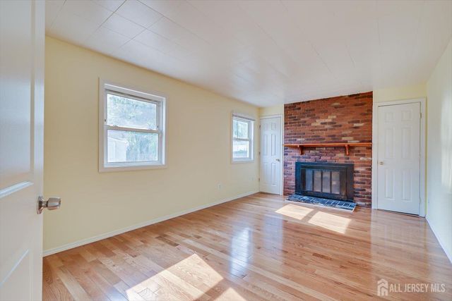 530 Wood Avenue, Iselin, NJ 08830