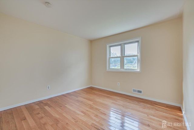 530 Wood Avenue, Iselin, NJ 08830