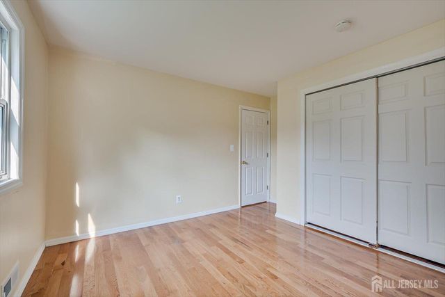 530 Wood Avenue, Iselin, NJ 08830