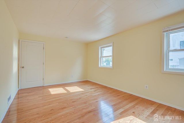 530 Wood Avenue, Iselin, NJ 08830