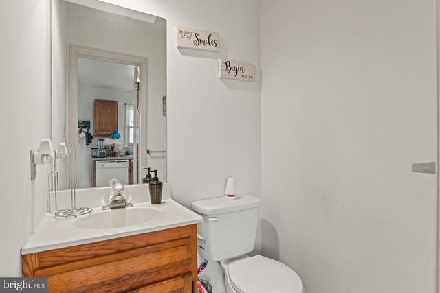 846 MARJORY TER, Lancaster, PA 17603