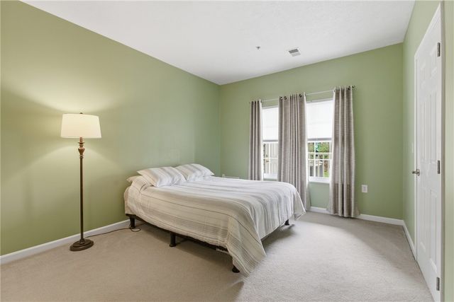 411 Stockton Rdg, Cranberry Twp, PA 16066