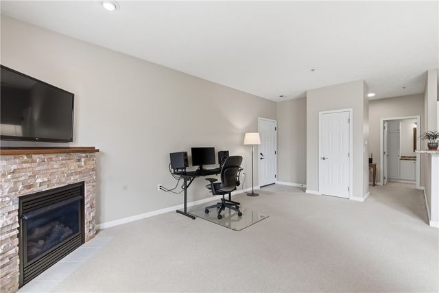 411 Stockton Rdg, Cranberry Twp, PA 16066