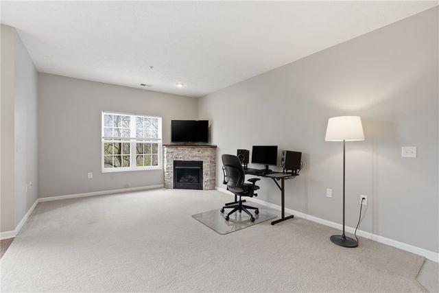 411 Stockton Rdg, Cranberry Twp, PA 16066