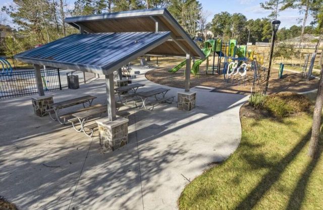 236 Rustic Ridge Circle, Magnolia, TX 77354