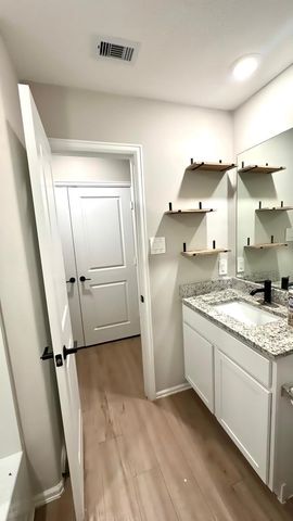 236 Rustic Ridge Circle, Magnolia, TX 77354