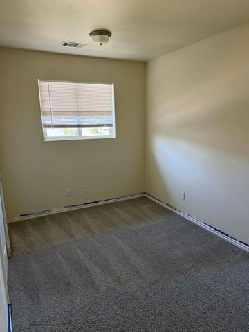 512 Bellevue Lane, Arlington, TX 76012