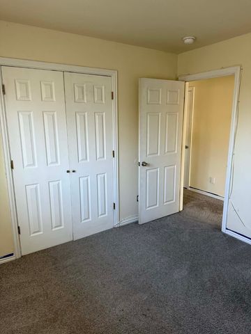 512 Bellevue Lane, Arlington, TX 76012