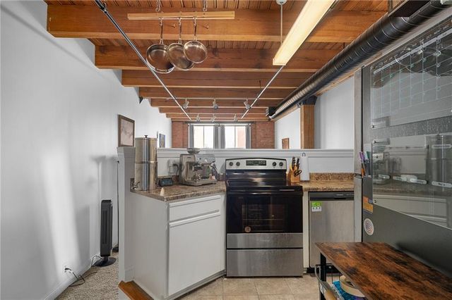 700 Broadway Boulevard 210, Kansas City, MO 64105