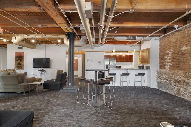 700 Broadway Boulevard 210, Kansas City, MO 64105