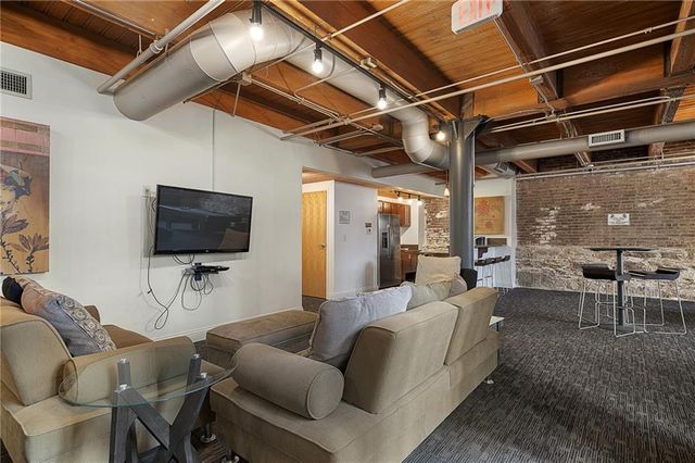 700 Broadway Boulevard 210, Kansas City, MO 64105