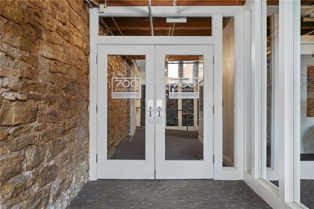 700 Broadway Boulevard 210, Kansas City, MO 64105