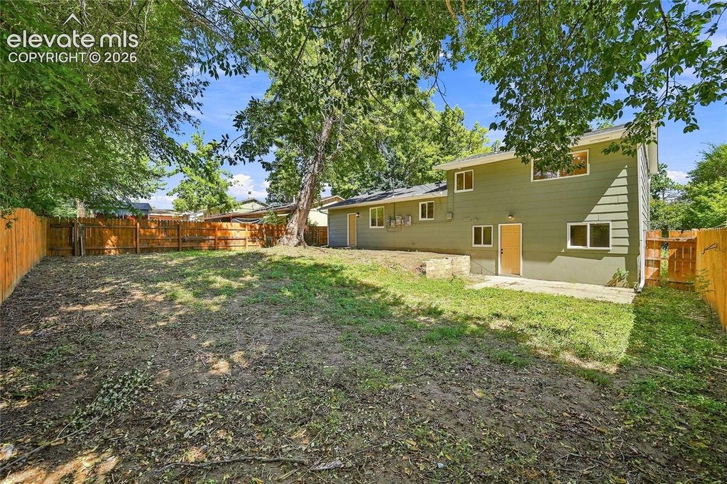 934 Bowser Drive, Colorado Springs, CO 80909 — photo 5