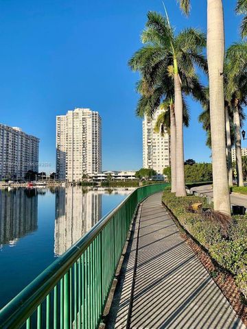 2750 NE 183rd St 2407, Aventura, FL 33160